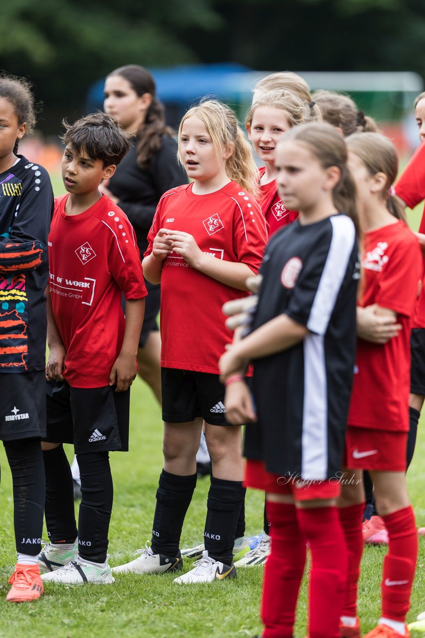 Bild 111 - Loewinnen Cup